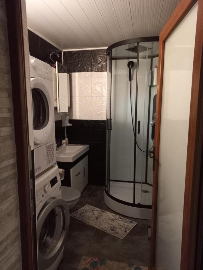 Casa Artemi Hotel Remeţi Екстериор снимка